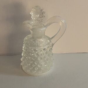 Fenton Opalescent Moonstone Hobnail Elegant Glass oil cruet with stopper